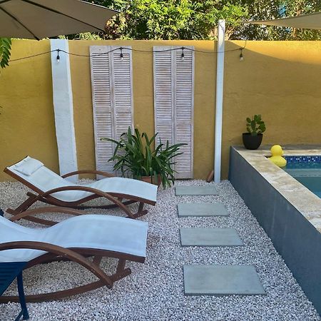 Historic Building The Palm Backyard Studio-Apartment Willemstad, Curacao Feel Home Away From Home 外观 照片