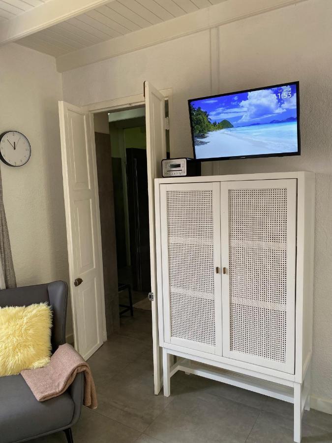 Historic Building The Palm Backyard Studio-Apartment Willemstad, Curacao Feel Home Away From Home 外观 照片