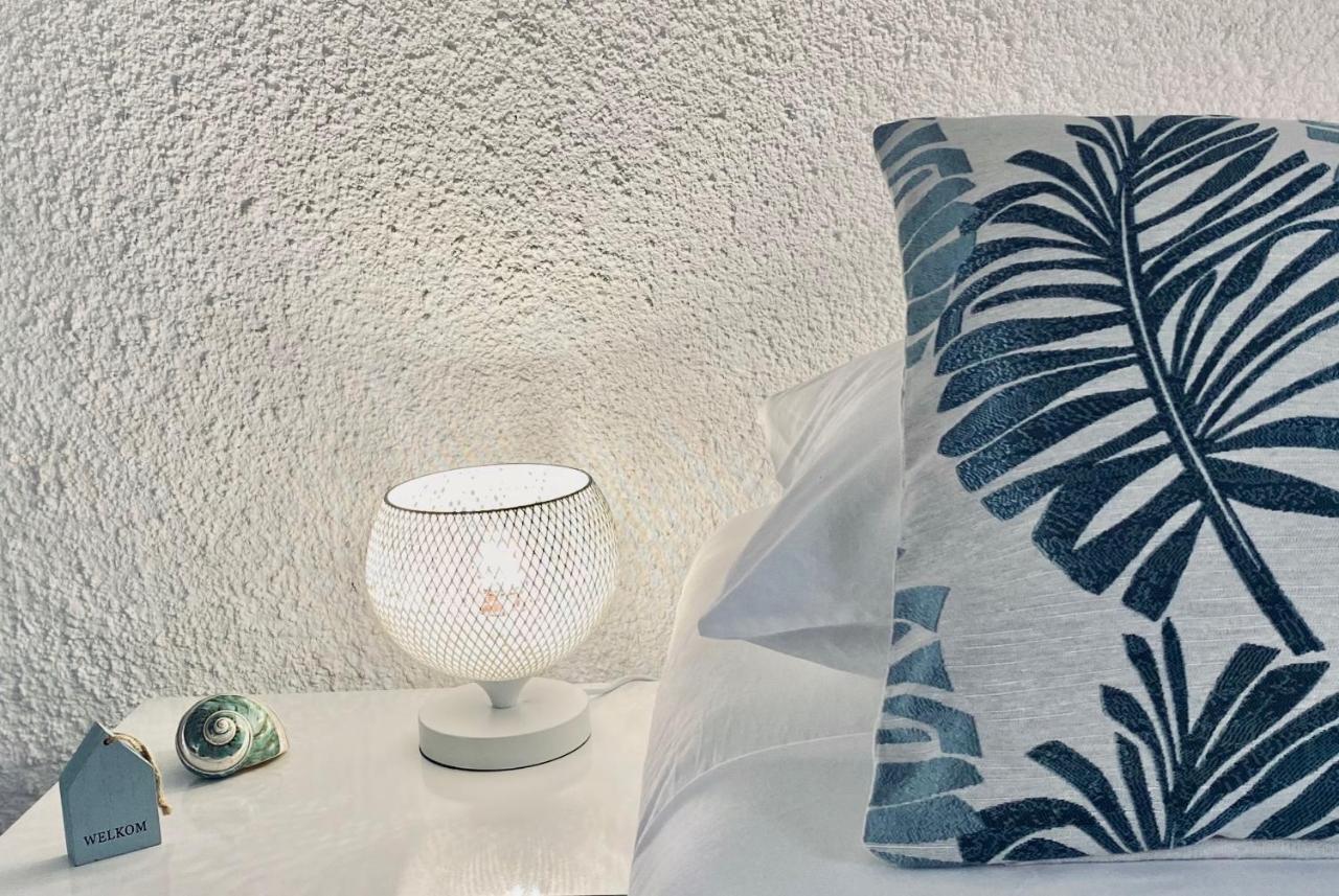Historic Building The Palm Backyard Studio-Apartment Willemstad, Curacao Feel Home Away From Home 外观 照片